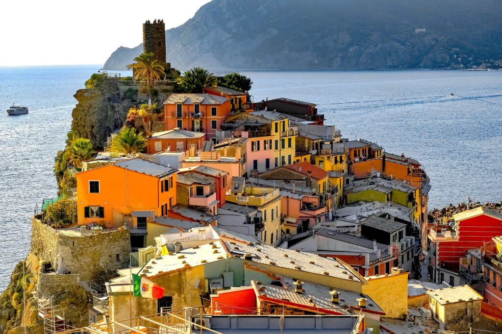 Unforgettable romantic destinations Cinque Terre, Italy