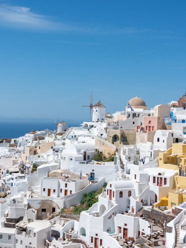 Top 5 Things to Do in Santorini in Summer